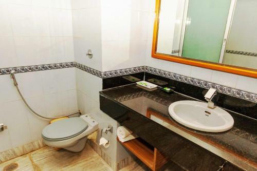 Hotel Subash International