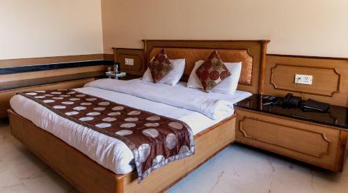 Hotel Subash International