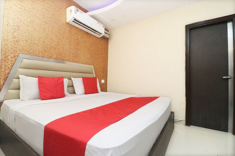 Oyo 4849 Hotel Staywell