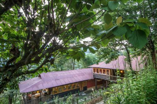 Hotel Munlom Nature Resort