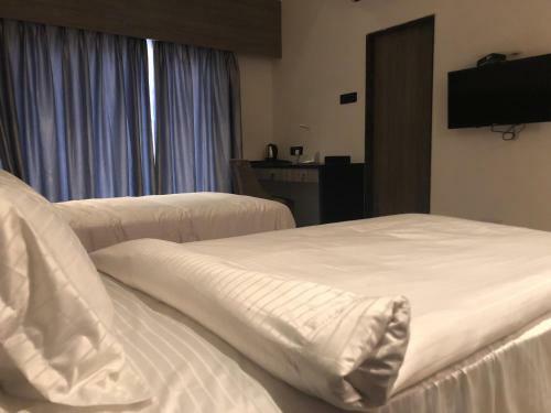 Hotel Sharanam