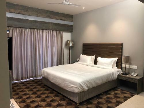 Hotel Sharanam