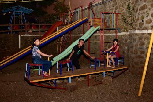 Hotel Surya Shibir Resort