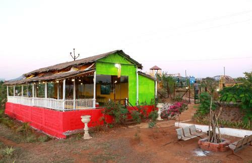 Hotel Mango Forest Agro Tourism