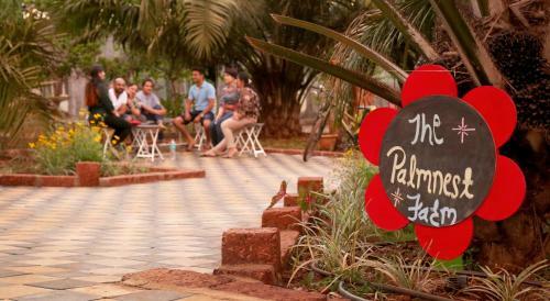 Agroturismo Palmnest Retreat - Hosted Farmstay