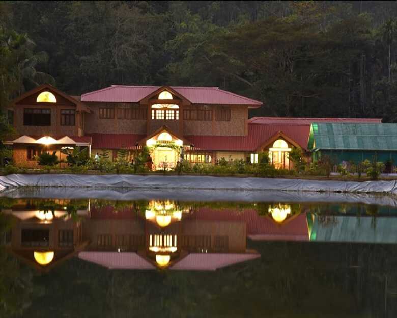 Lush Green Retreat