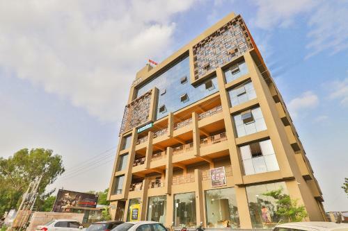 Oyo 16604 Hotel Sparsh Inn