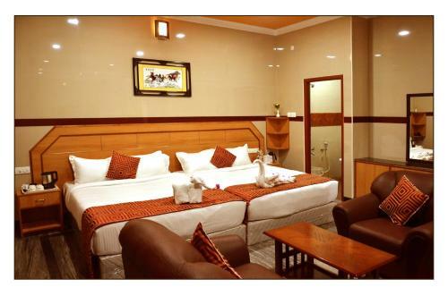 Hotel Gvs Residency