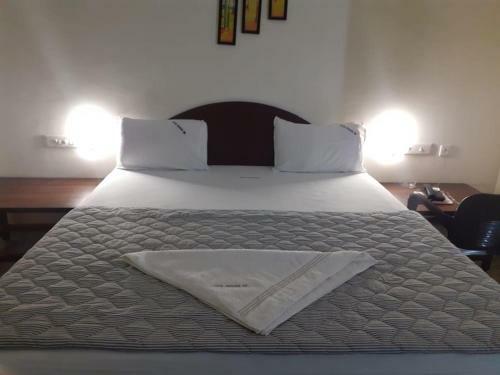 Hotel Paradise Inn