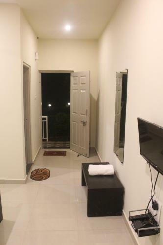 Hotel Serenity Resort Panhala