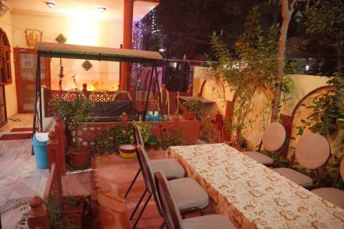 Shreenu Home Stay