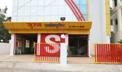 Hotel Suraj Executive Lodge
