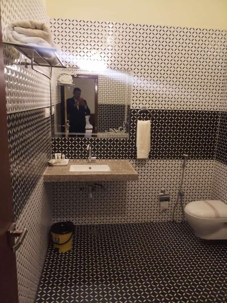 Hotel Kanj Avtar Resort