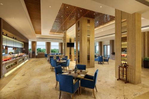 Sandal Suites By Lemon Tree Hotels