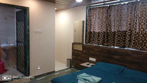 Lodge Mauli Niwas