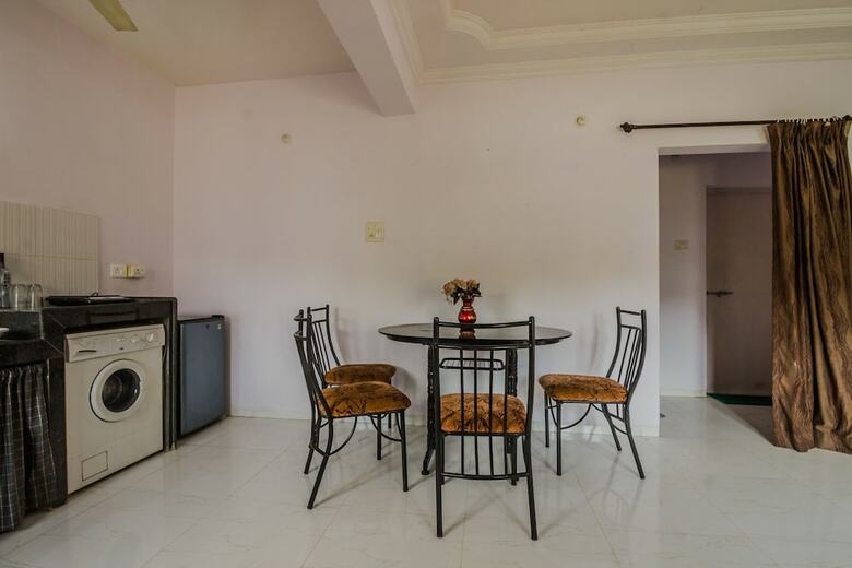 Apartamentos Pool-view 1bhk Home In Siolim