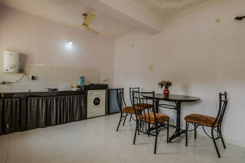 Apartamentos Pool-view 1bhk Home In Siolim