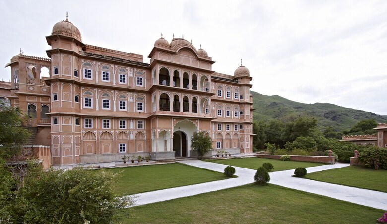 Hotel Patan Mahal