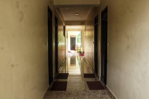 Hotel Pine Village Retreat