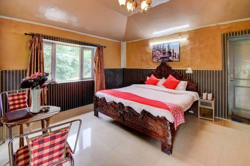 Hotel Oyo 43476 Vatika Resort
