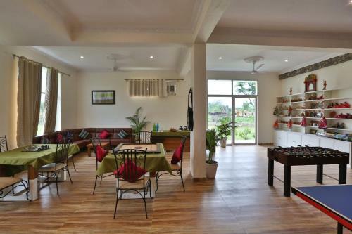 Hotel Alcor Spa Resorts
