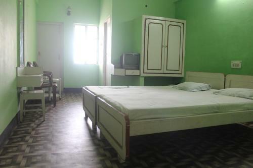 Hotel Deepak
