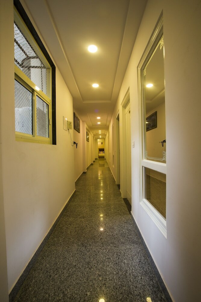 Hotel Amar International