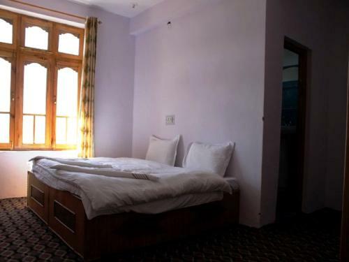 Tih Tsomoriri Hotel Lake View