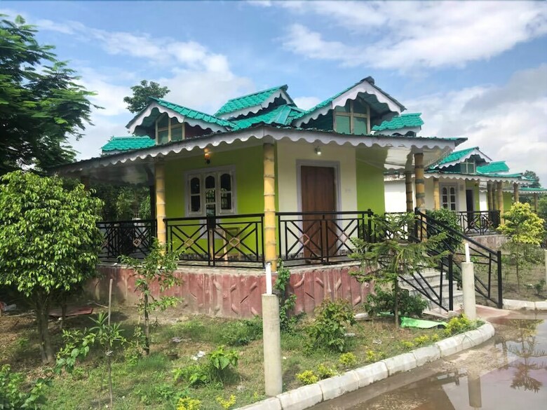 Hotel Resort Trimurti
