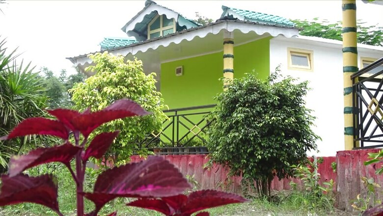 Hotel Resort Trimurti