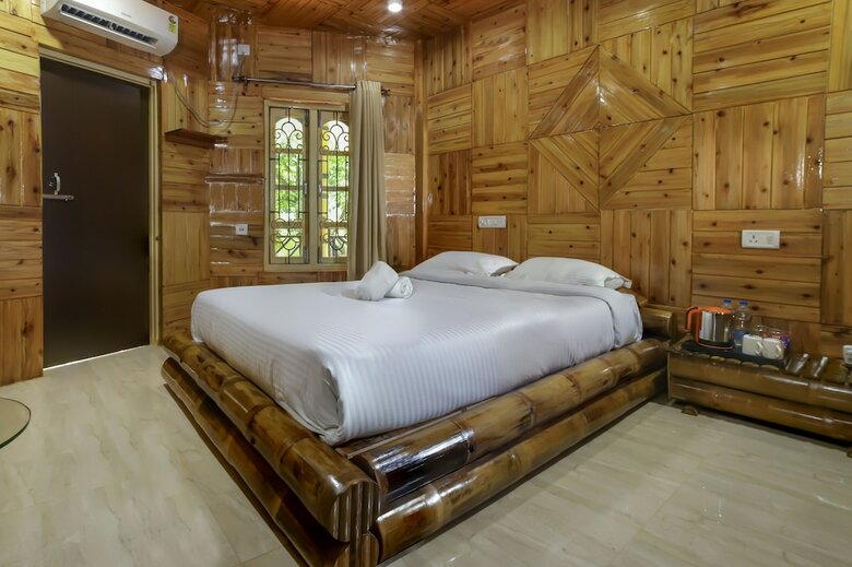 Hotel Resort Trimurti
