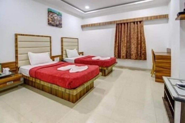 Hotel Caravan