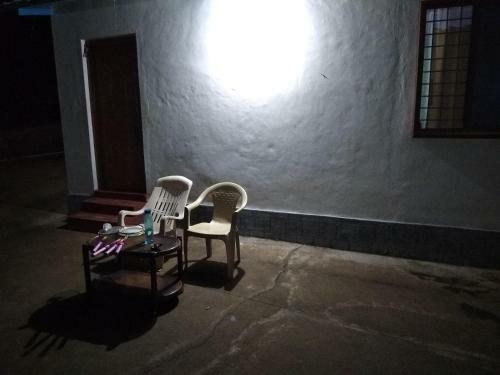 Hostal Baanangala