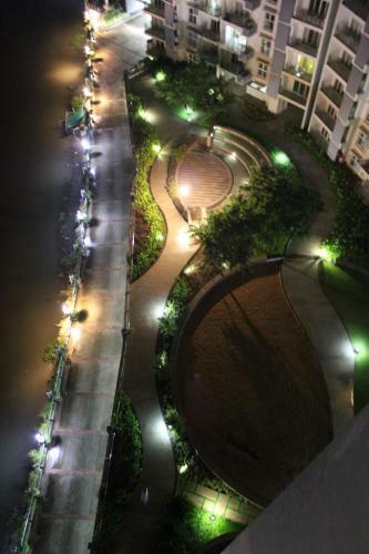 Luxury Water Frontage Apartment