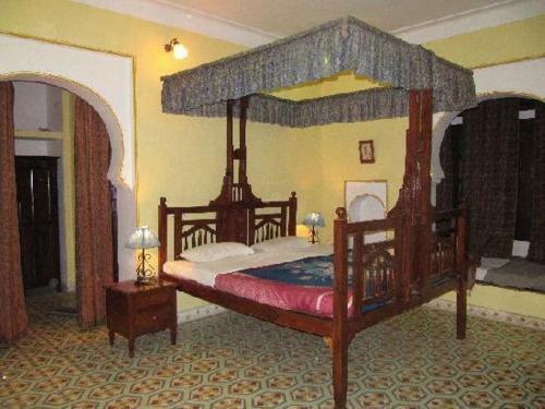 Hotel Bassi Fort Palace