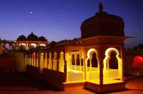 Hotel Bassi Fort Palace