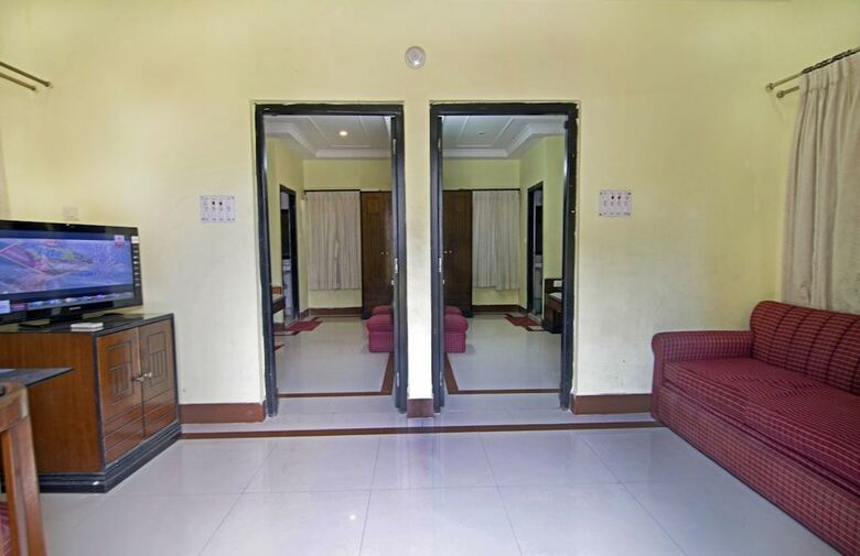 Hotel Dolphin