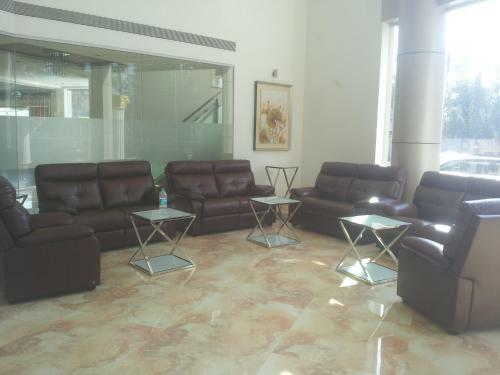 Saffron Hotel Jalna