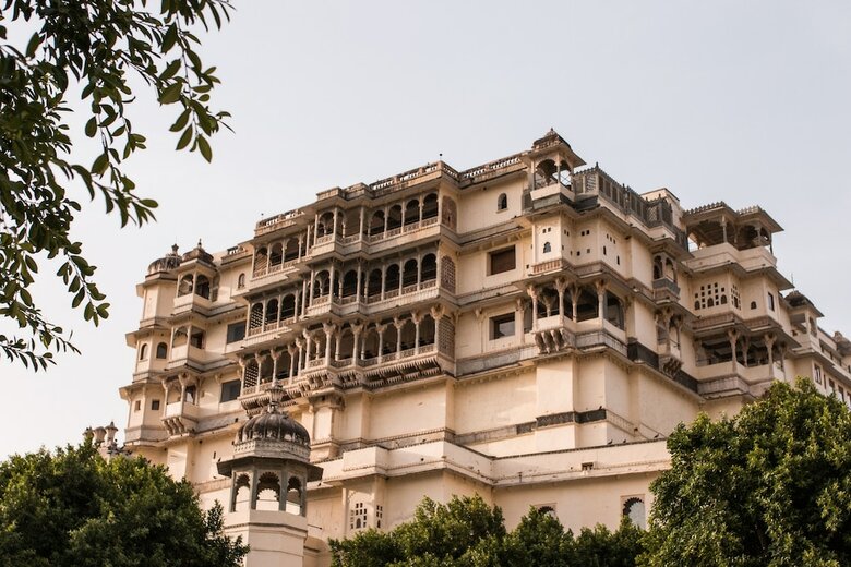 Hotel Raas Devigarh