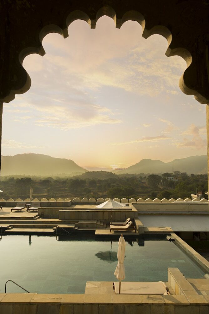 Hotel Raas Devigarh