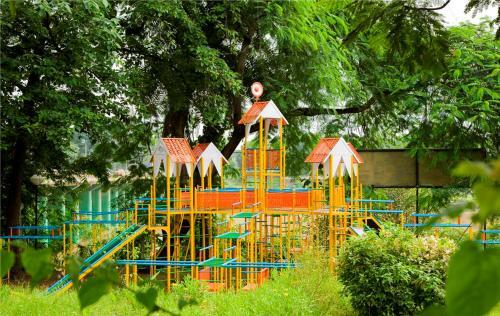 Hotel Vits Kamats Resort, Silvassa