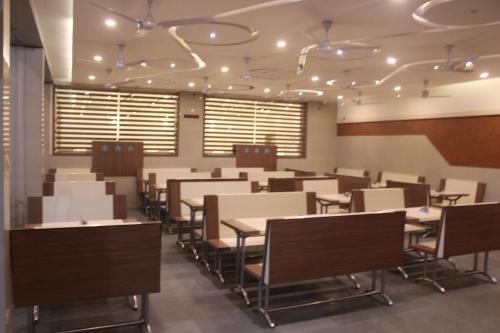 Hotel Anand Corner