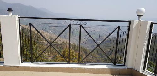 Hotel The Garhwali Inn