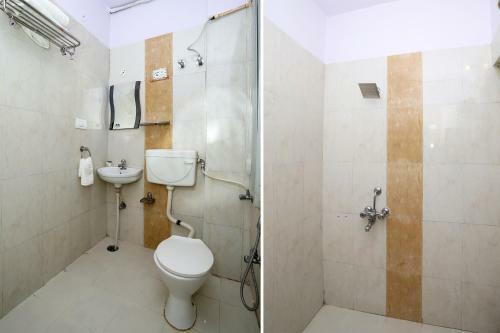 Oyo 10413 Hotel Royal Plaza