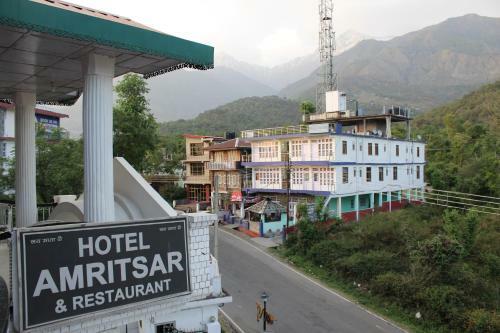 Hotel Oyo 18740 Triund Heavens