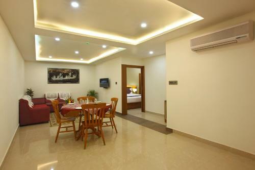 Hotel Rohini International