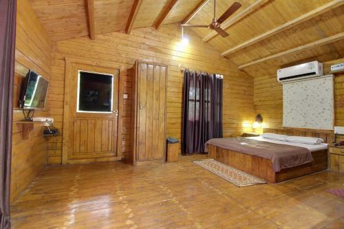 Hotel Sylvan Greens Resort