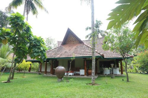 Villa Indian Summer House