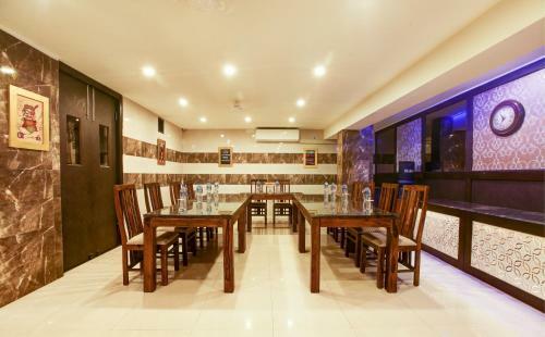 Hotel Anand Bhawan