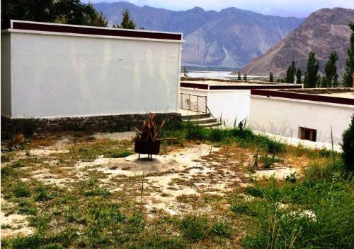 Hotel Beyond Stay - Lharje Resort